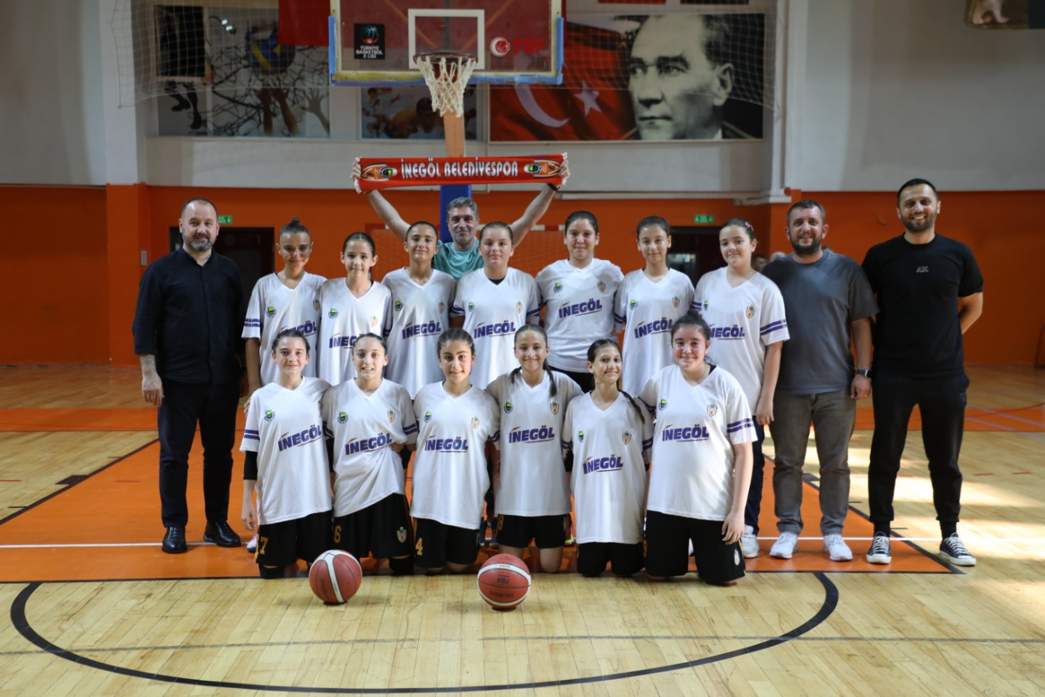 İnegöl Belediyespor U12 Kız Basketbol Takımı Bursa Üçüncüsü Oldu