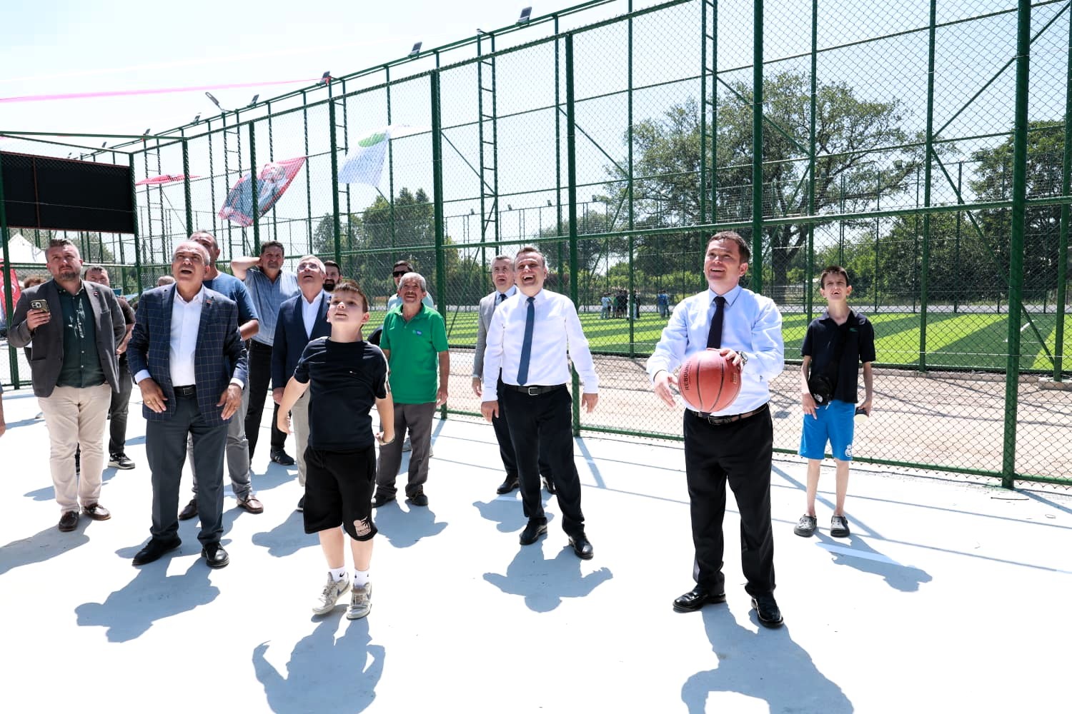 Başkan Erkan Aydın Osmangazi’yi Spor Tesisleriyle Donatıyor