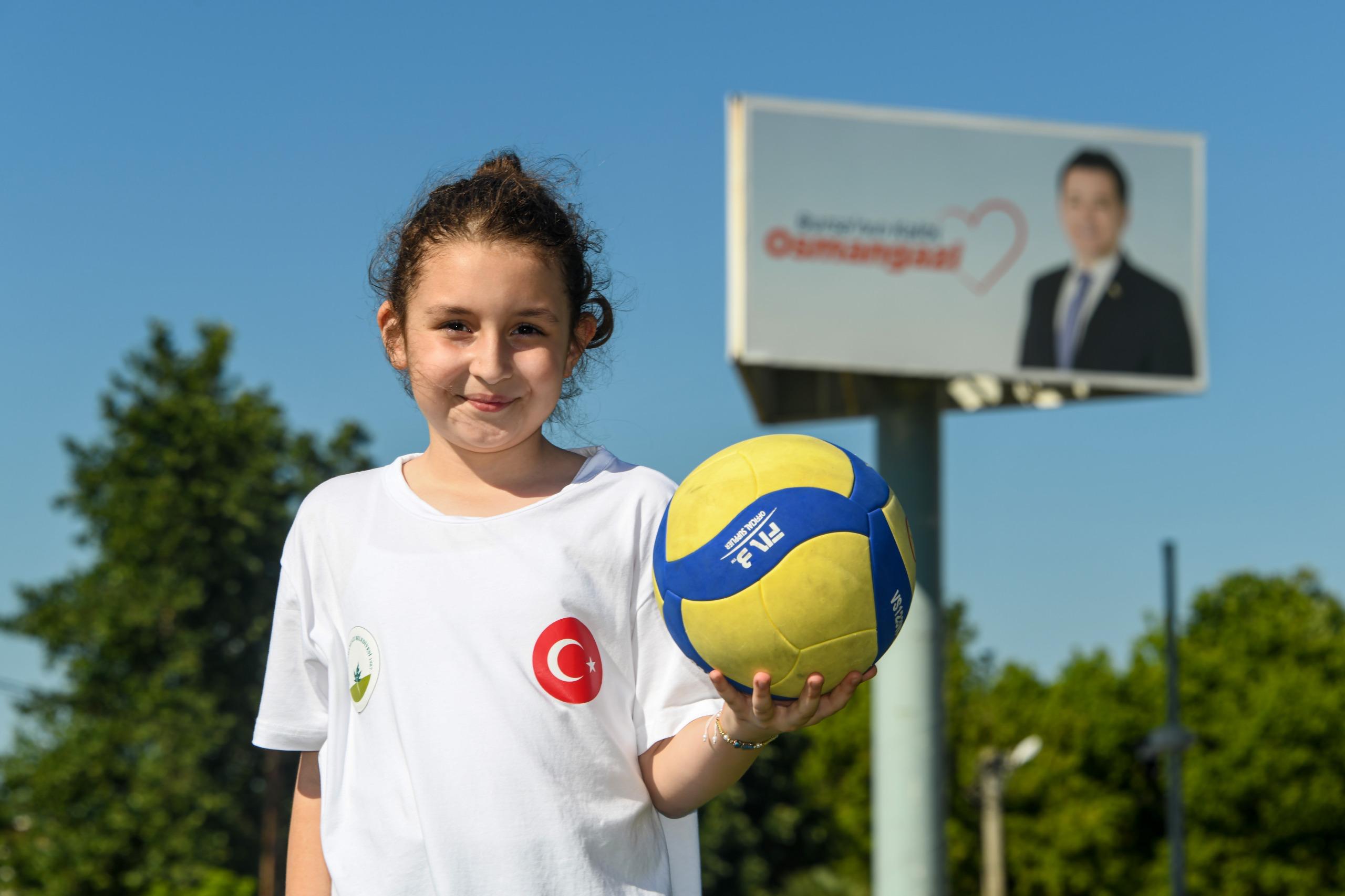 Geleceğin Voleybolcuları Osmangazi’de Yetişiyor