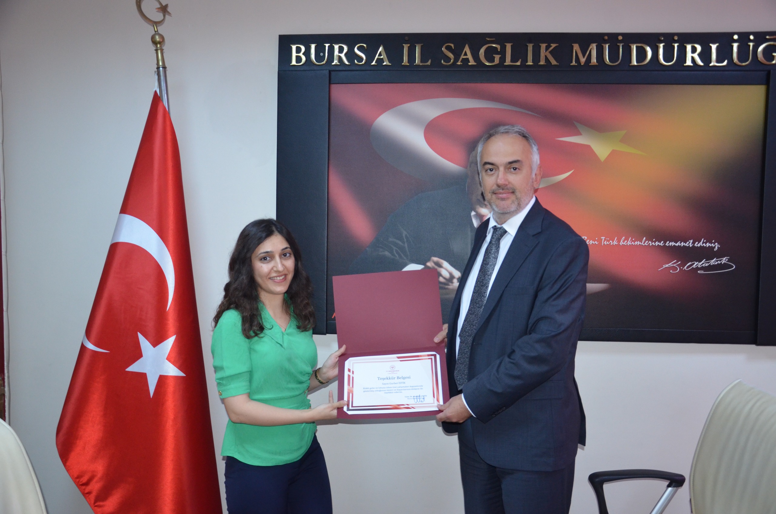 Bursa’da “Her Gebeye Bir Ebe” Projesi Meyvelerini Veriyor