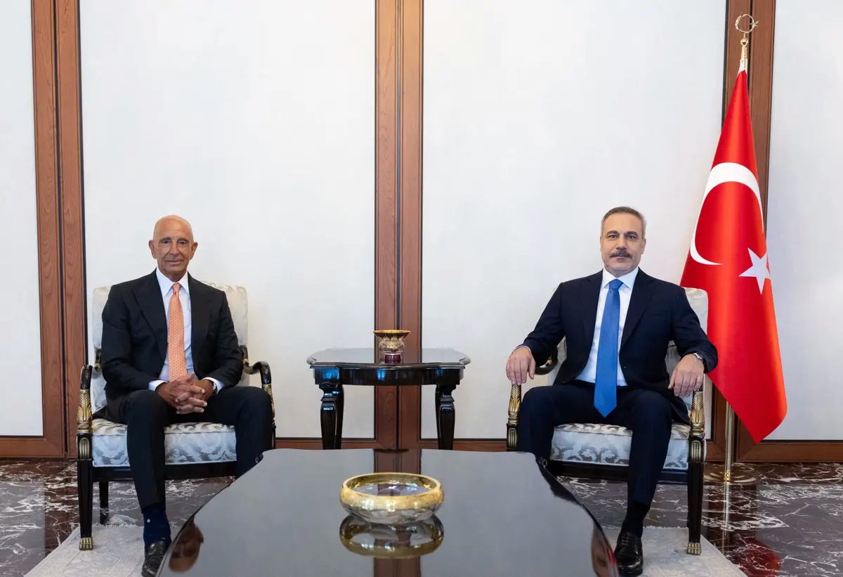 Hakan Fidan ile Tom Barrack Görüşmesi