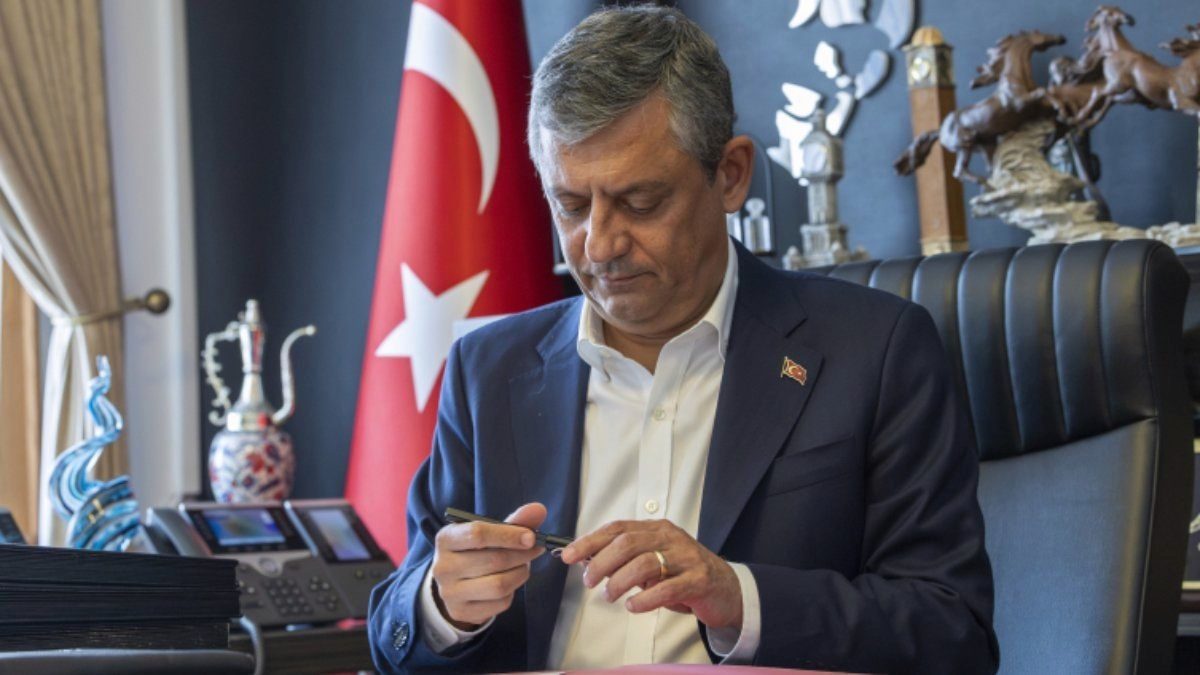 Özgür Özel ve Yeni Parti