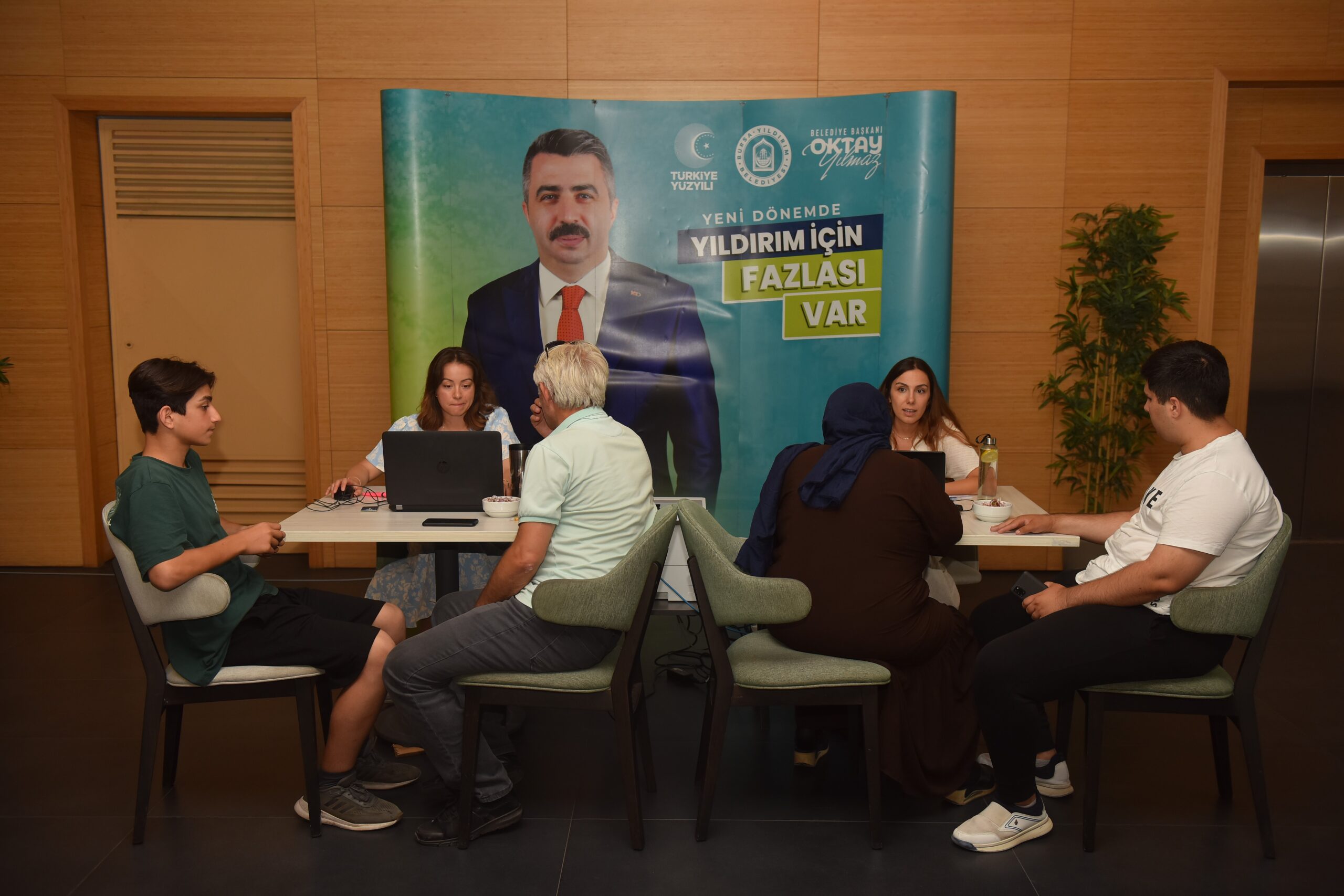 Yıldırım Belediyesi’nden LGS Adaylarına Tercih Desteği