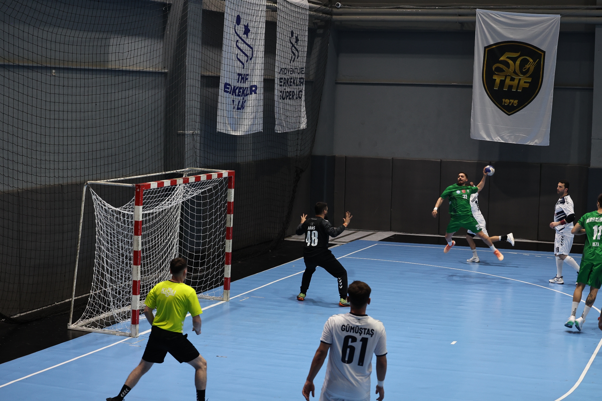 Nilüfer Belediyespor lige galibiyetle başladı